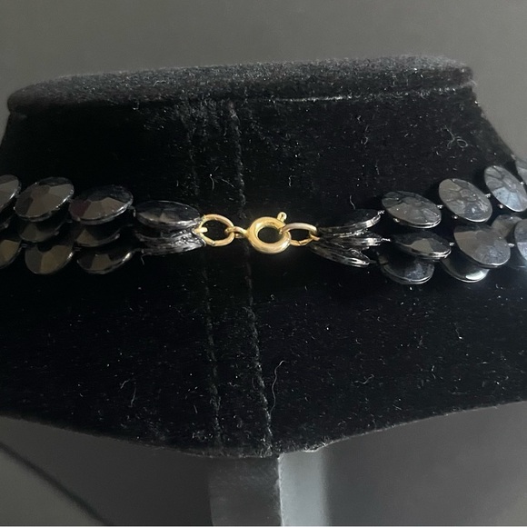 Vintage Black Flat Round Beads Three Strand Necklace - Picture 3 of 6